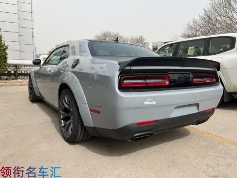 23 Dodge Hellcats 6.2 color configuration is complete, and the car has dropped more than 400,000.